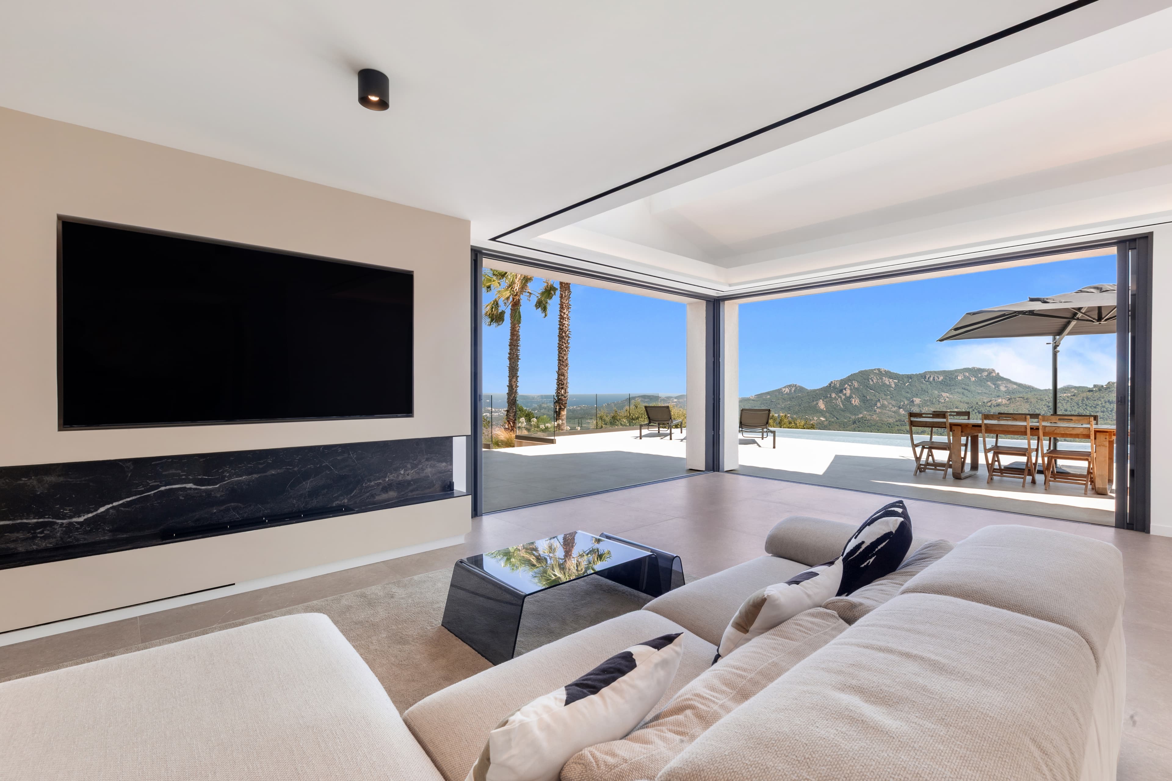 HDR Blending gallery image 35
